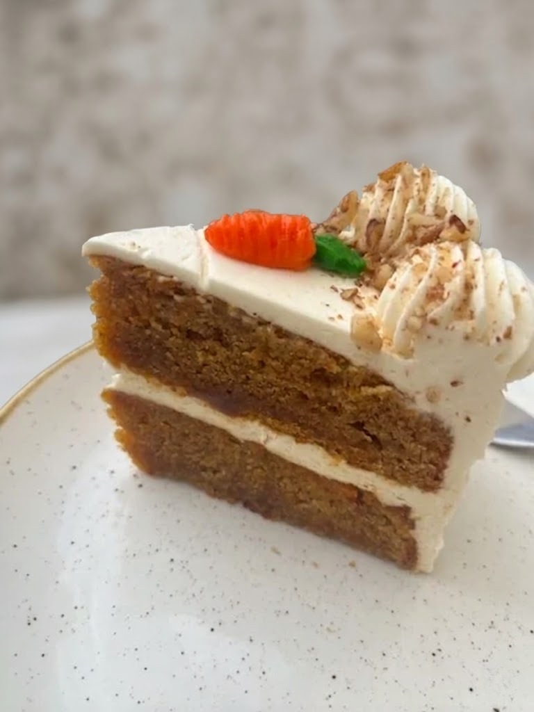 Torta de zanahoria Guida's Reposteria